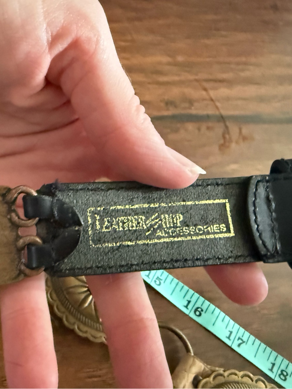 Western Concho Leather Belt Set - Black & Tan - Picture 4 of 5